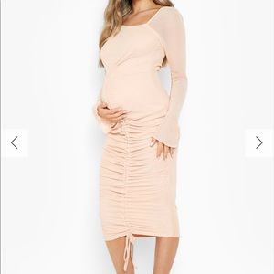 BOOHOO Maternity dress